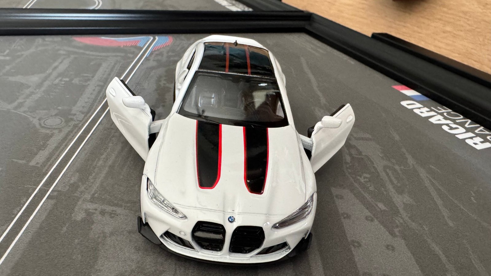 Tableau 3D M4 CSL sur le circuit Paul Ricard – Image 3